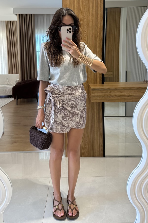 Olga Parlak Dokulu Taş Etek