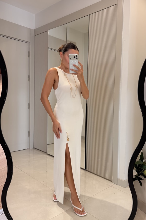 Ondine Krem Yırtmaçlı Dilvin Elbise