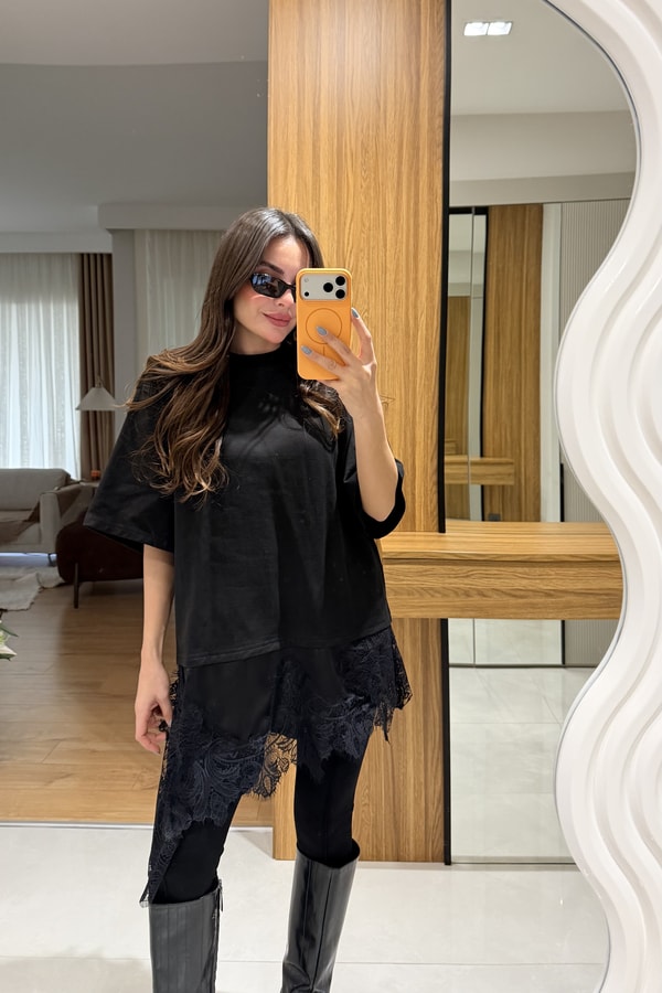 Patrisan Siyah Dantel Detaylı Tshirt