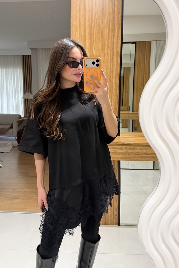 Patrisan Siyah Dantel Detaylı Tshirt