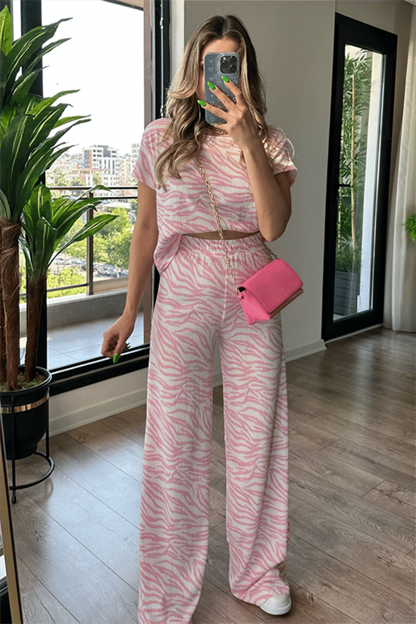 Pembe beyaz dalgalı ikili takım