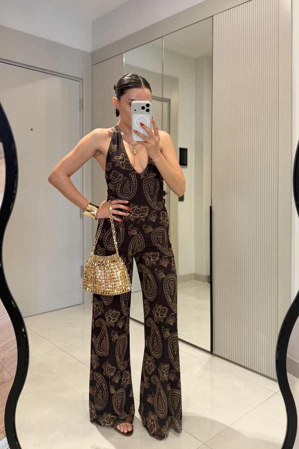 Priya Kahve V Yaka Sırt Dekolteli Tulum