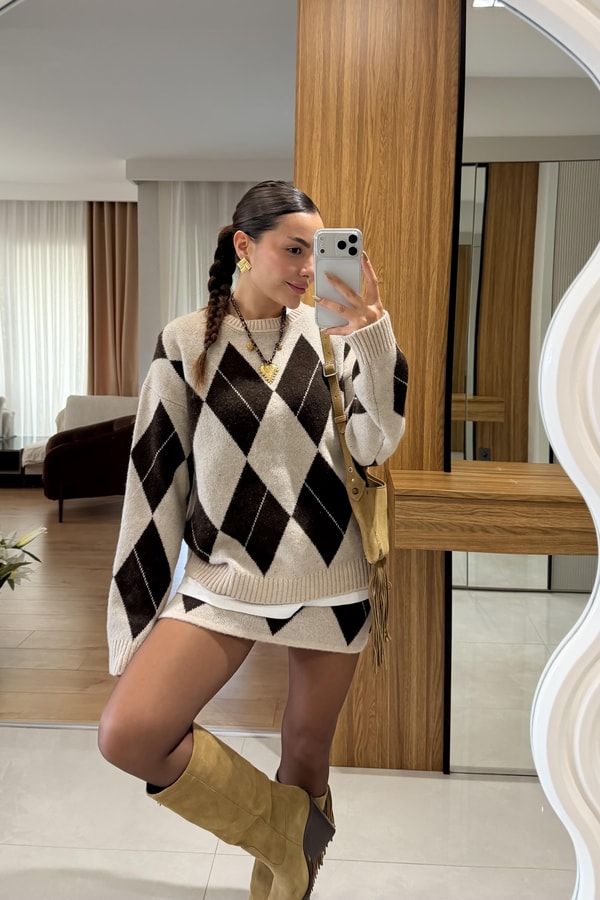 Pukie Ekru Baklava Desen Etekli Triko Takım