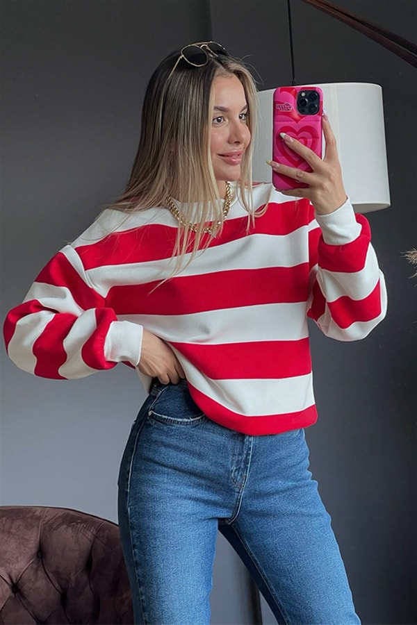 Red white şeritli şardonlu sweat