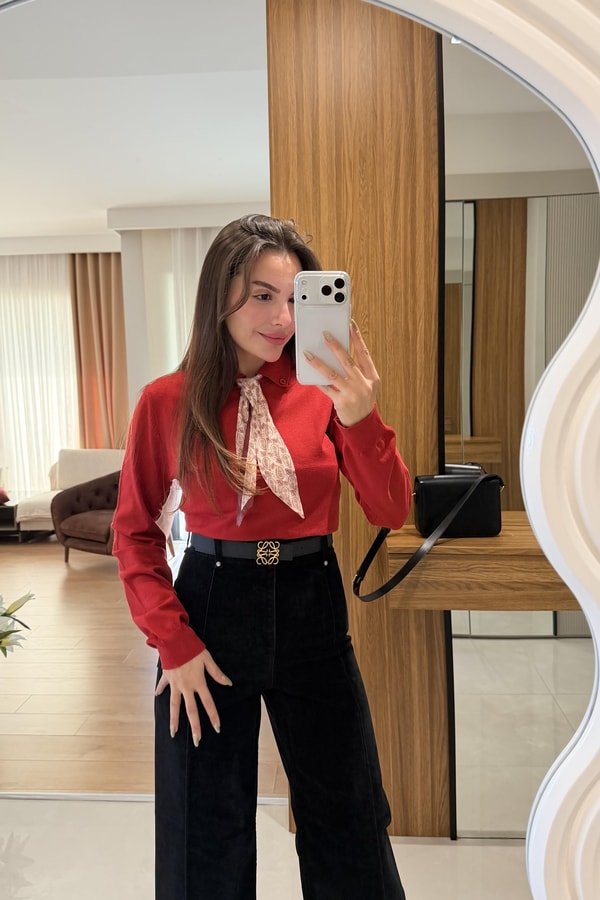 Revage Kırmızı Fularlı Triko