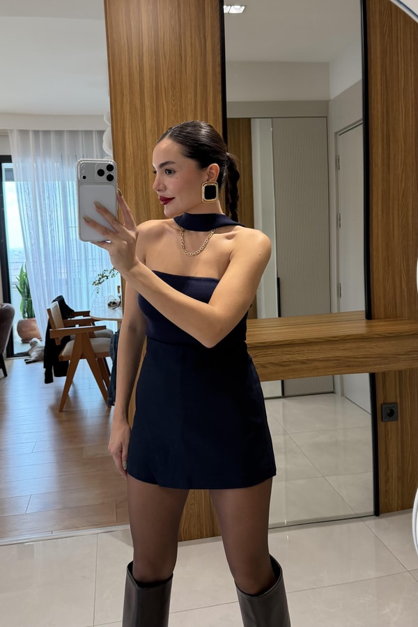 Rivus Lacivert Boyundan Askılı Bluz