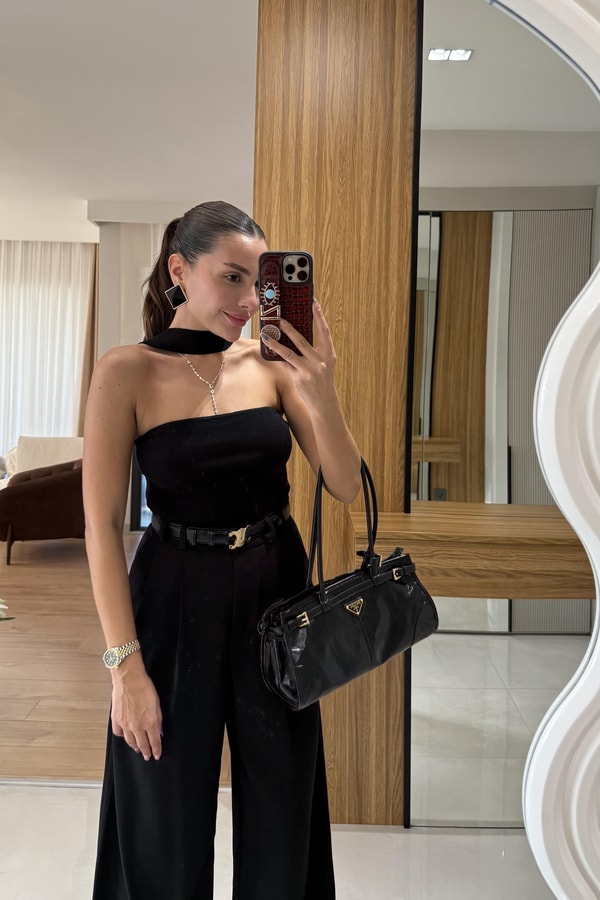 Rivus Siyah Boyundan Askılı Bluz