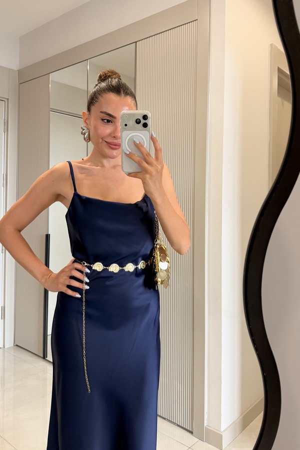 Rixton Lacivert Saten Askılı Elbise