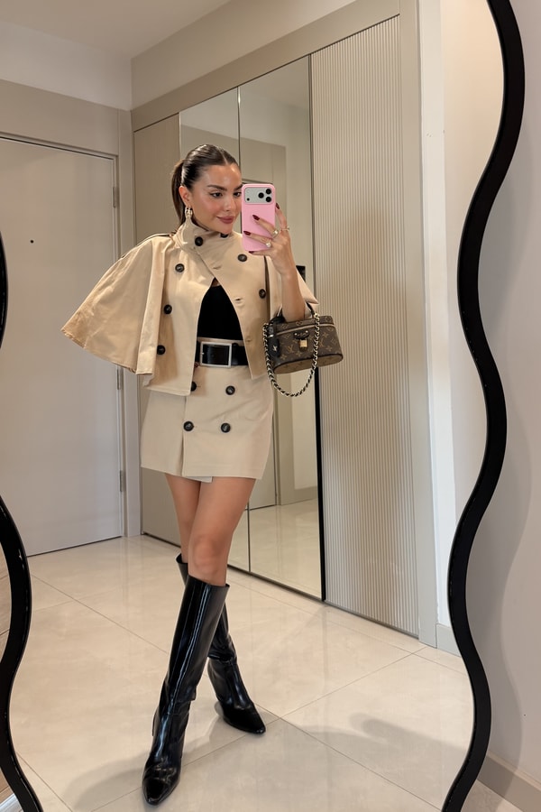 Sanchez Camel Düğme Detaylı Pelerin Ceket Mini Etek Takım