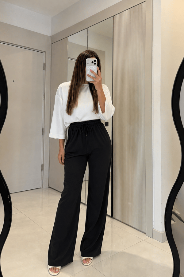 Sandra Siyah Beli Büzgülü Pantolon