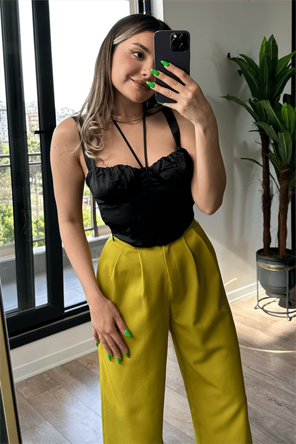 Saten siyah balenli crop