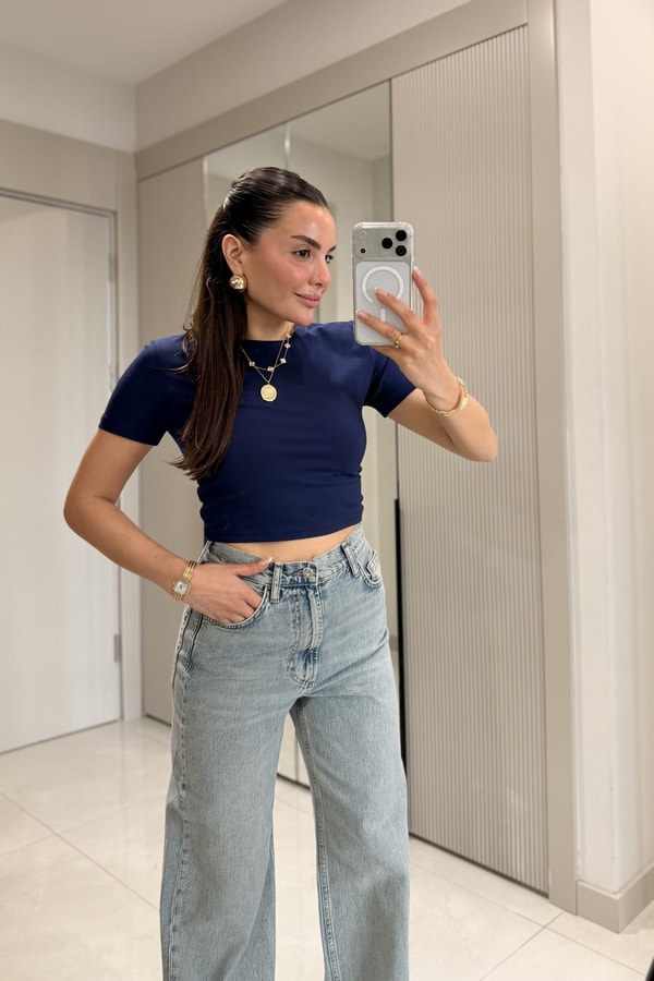 Seize Lacivert Basic Slim Fit Crop Bluz