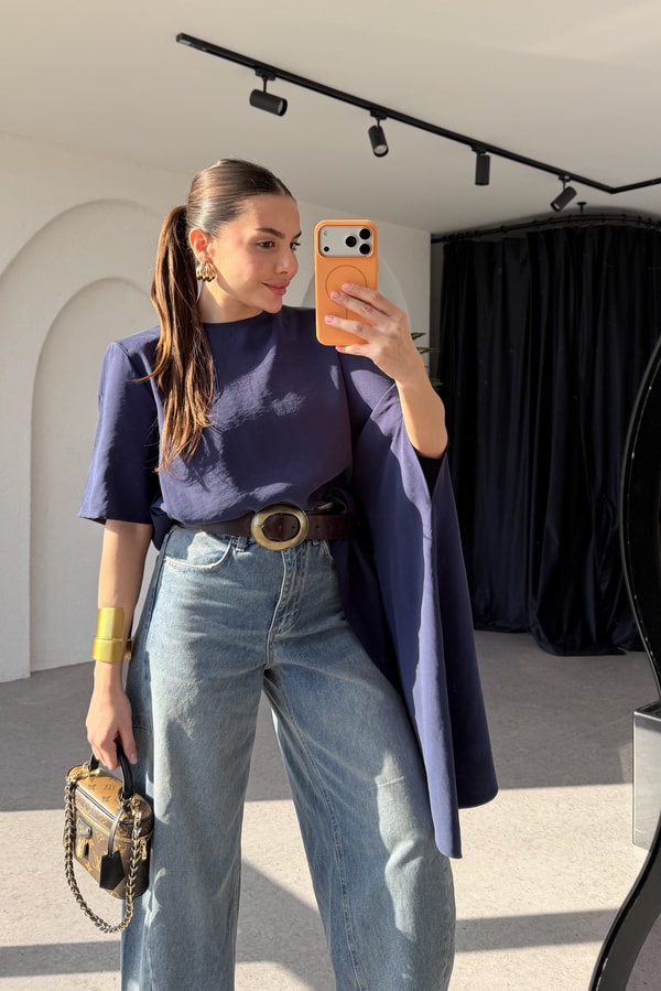 Sendy Lacivert Asimetrik Kesim Tencel Bluz