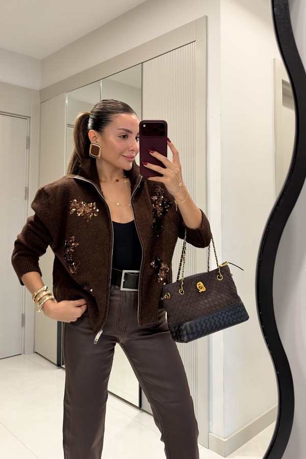 Senta Kahve Payet Çiçek İşlemeli Fermuarlı Triko Hırka