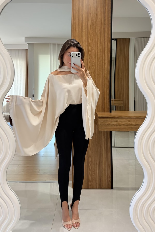 Sienna Ekru Fularlı Bluz