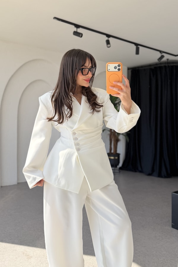 Tamara Beyaz Premium Blazer Düğmeli Takım