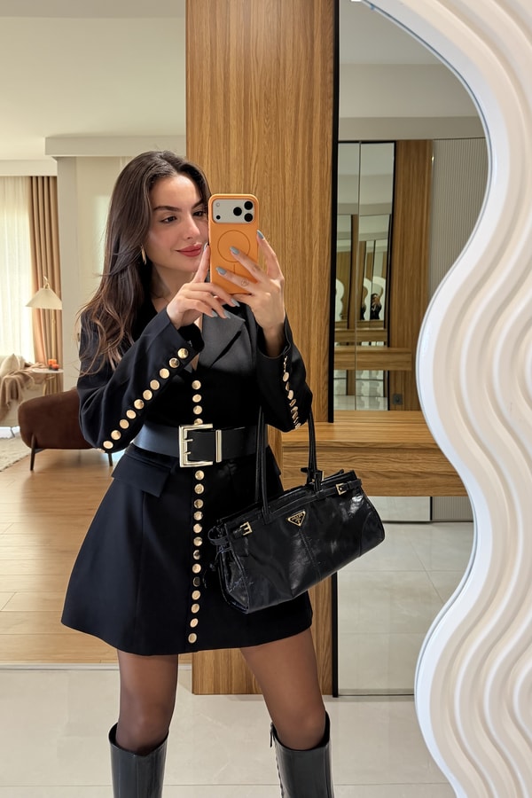 Taylor Siyah Gold Düğmeli Blazer Elbise