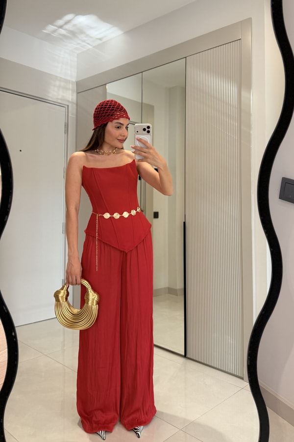 Vespera Kırmızı Kırışık Model Saten Pantolon