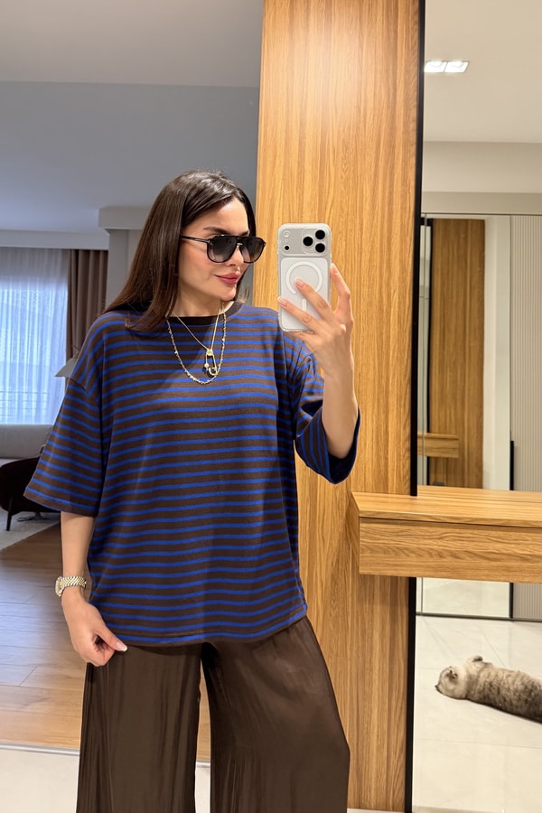Zelda Lacivert Çizgili Oversize Tshirt
