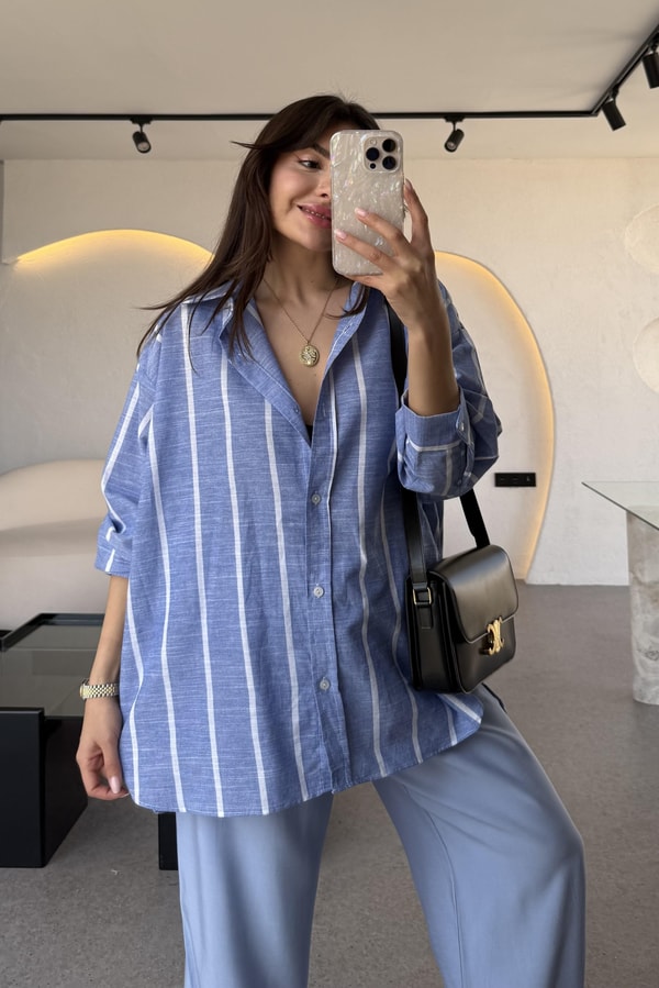 Walsh Beyaz Çizgili Buz Mavi Oversize Gömlek