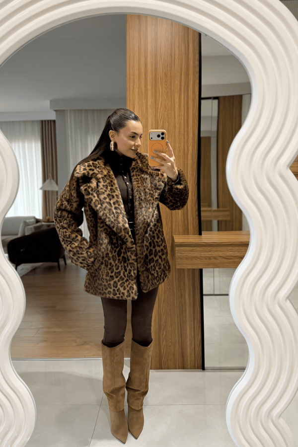 Yolanda Kahve Leopar Yakalı Kürk 