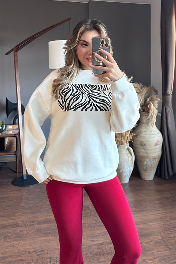 Zebra baskılı beyaz sweat