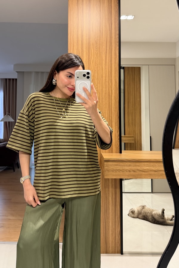 Zelda Haki Çizgili Oversize Tshirt