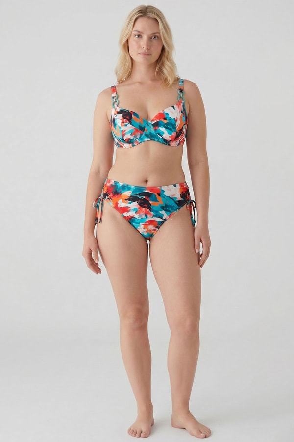 Mısırlı Aksesuarlı Balenli Büyük Beden Bikini Takım Çok Renkli
