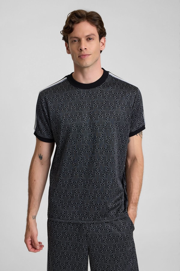 Mısırlı Erkek Jakarlı İnterlok  Monogram Desenli Tiktak Detaylı T-shirt Siyah