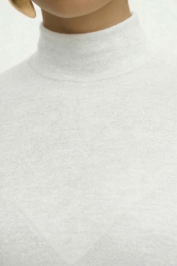 Mısırlı Kadın Kaşmir Dik Yaka Fanila Off White