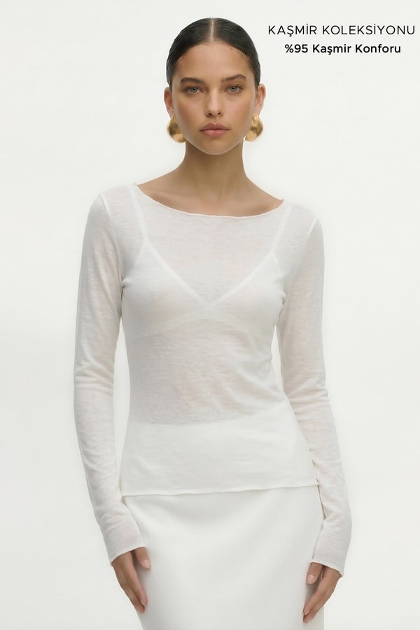 Mısırlı Kadın Kaşmir Kayık Yaka Fanila Off White