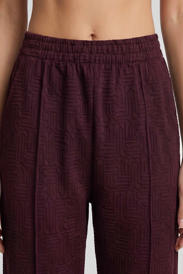 Mısırlı Kadın Pensli Monogram Desen  Eşofman Alt Bordo