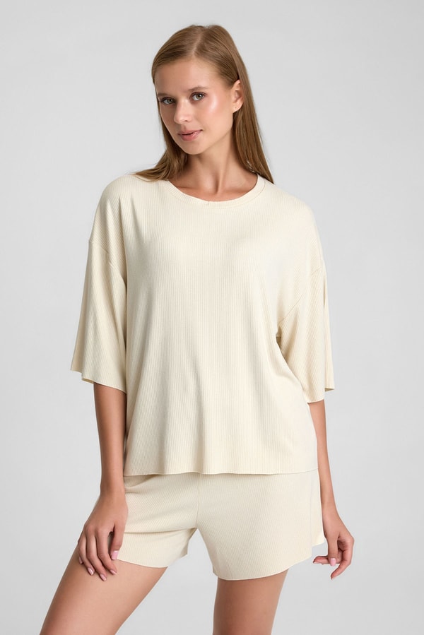 Mısırlı Kadın Viskon Oversize T-shirt Şort Takım Tereyağ Sarı
