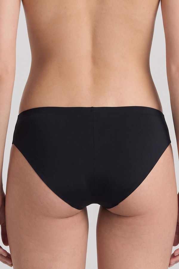Mısırlı Lazer Kesim Slip Siyah