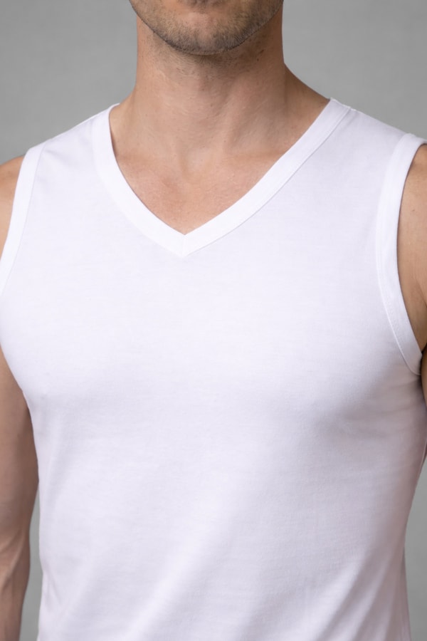 Mısırlı Pamuklu V Yaka Sıfır Kol Regular Fit Atlet Beyaz