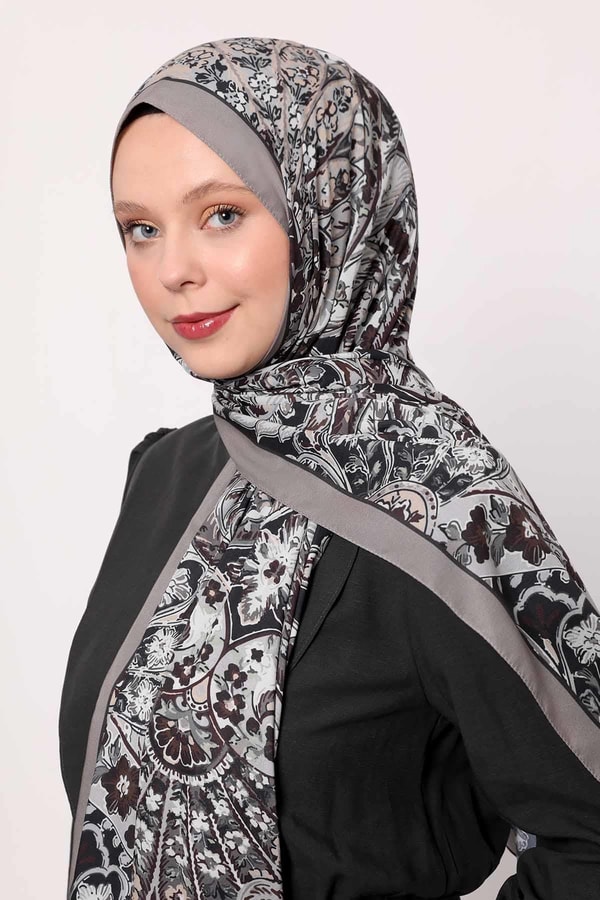 Açık Vizon Soyut Çiçek Desen Love Şal