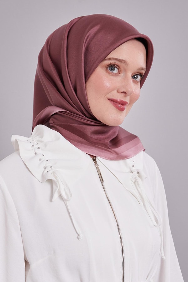 Açık Pembe Kenar Bordürlü Twill İpek Eşarp