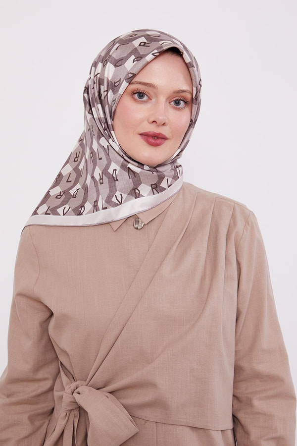 Açık Vizon Petek Baskılı Twill İpek Eşarp