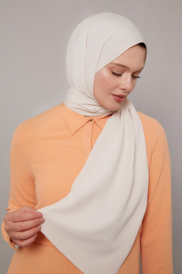 Açık Vizon Düz Trend Şal