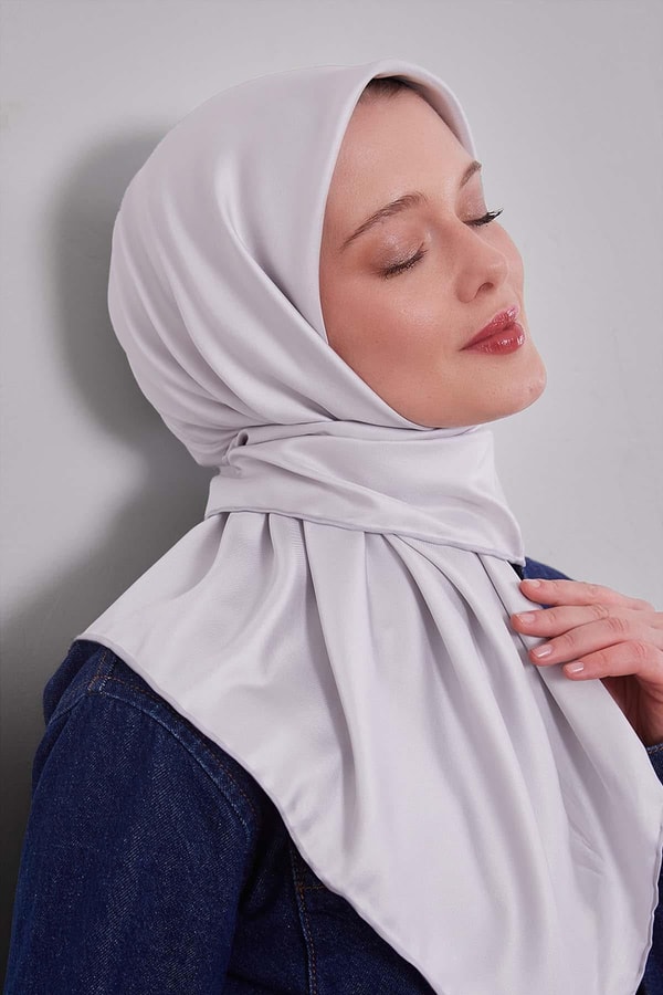 Açık Gümüş Düz Renk Trend Twill Eşarp