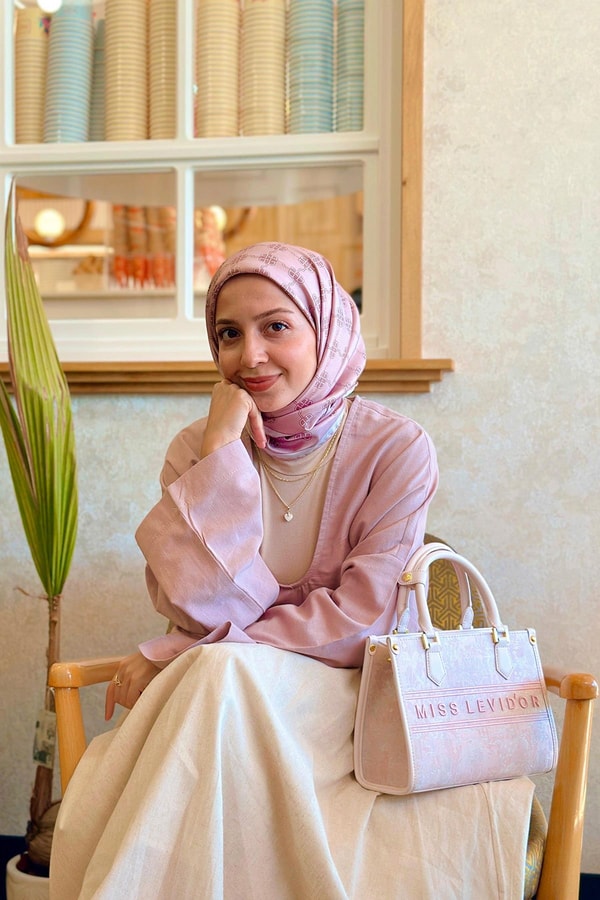 Açık Pembe Mini Yonca Desen Twill İpek Eşarp