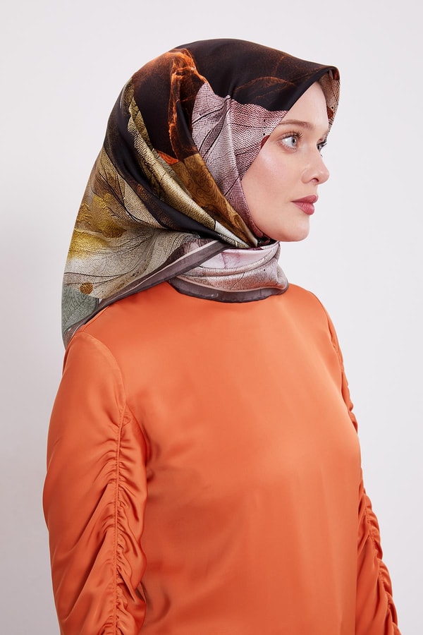 Acı Kahve Soyut Ebruli Desen Twill İpek Eşarp