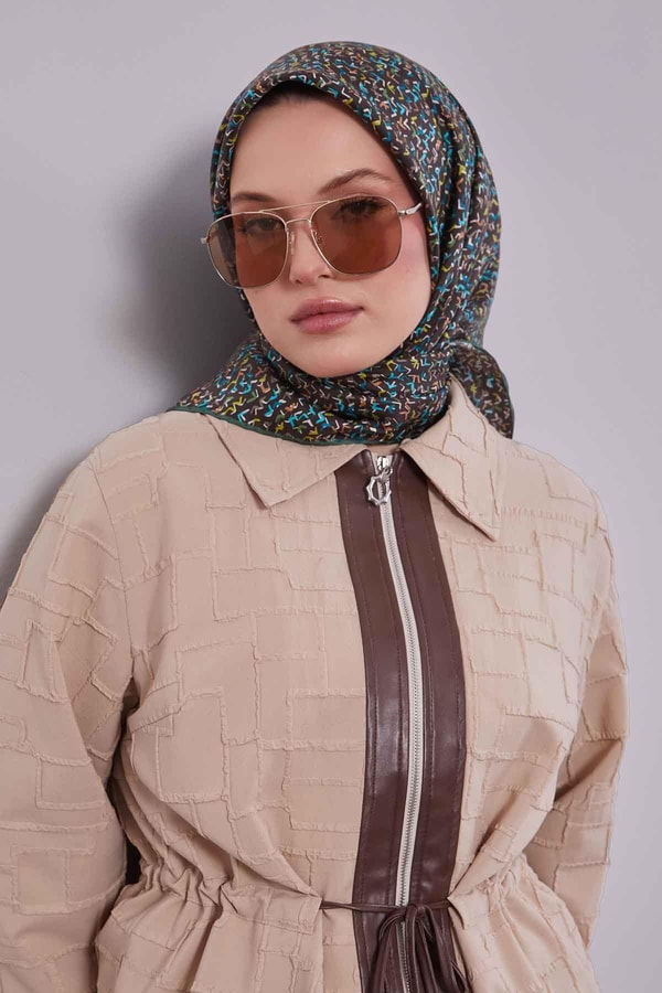 Acı Kahve Mini Yazı Detay Twill İpek Eşarp