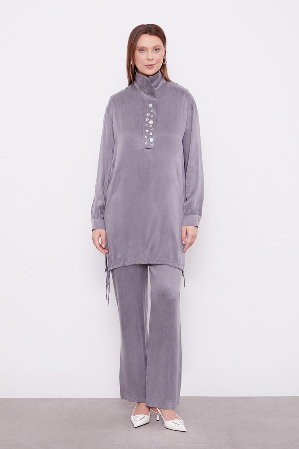 Antrasit Dik Yaka Düğme Detaylı Cupra İkili Takım