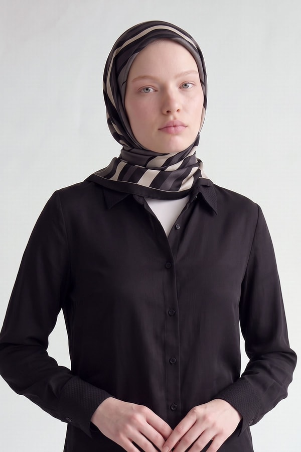Antrasit Şerit Detaylı Twill İpek Eşarp