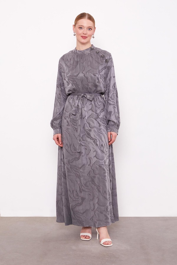 Antrasit Yakası Taş Detaylı Cupra Elbise