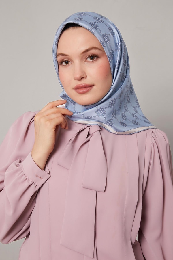 Bebe Mavisi Mini Yonca Desen Twill İpek Eşarp
