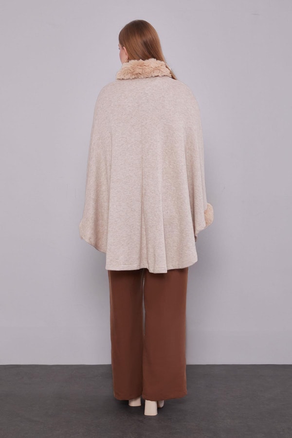 Bej ürk Detaylı Kaşmir Panço