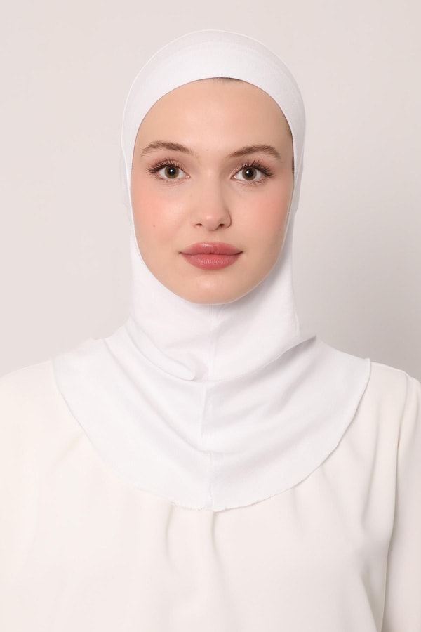 Beyaz Hijabchi Boyunluklu Bone