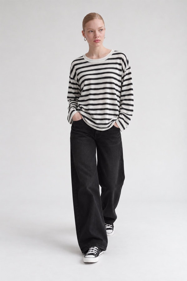 Bisiklet Yaka Oversize Sweatshirt Siyah - Beyaz